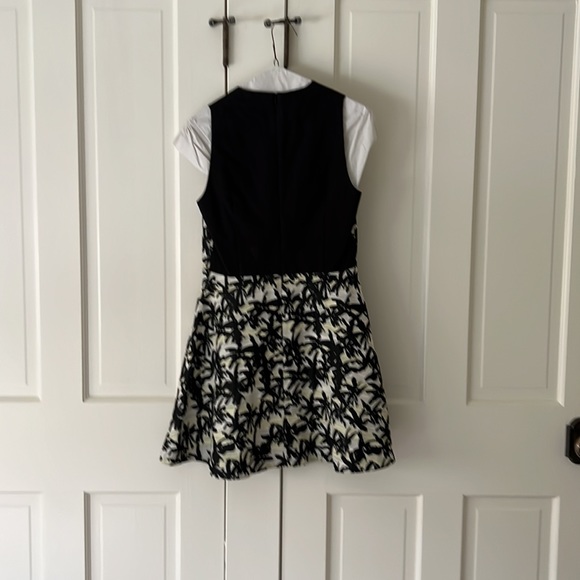 Kenzie Paris a line European size 40 - Picture 2 of 3